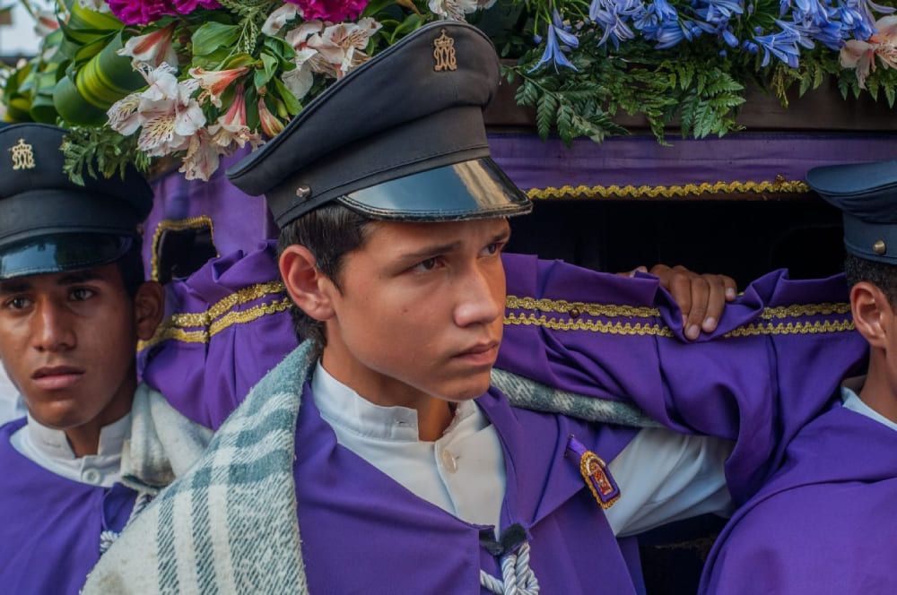 purple colors in Thailand funeral