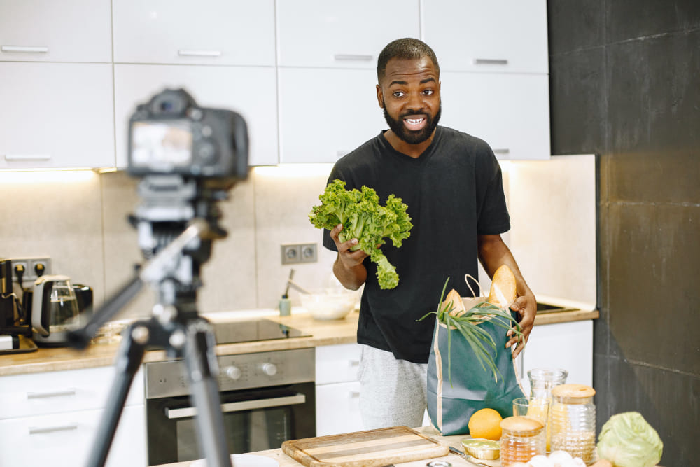 how to become a youtuber