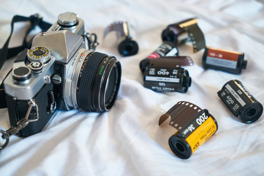 Beginner's guide to using 35mm film cameras in 2023